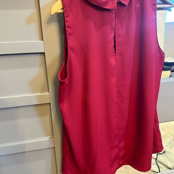 Ann Taylor Maroon Short Sleeve Top Sz L - Picture 4 of 5